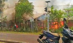 PT STM di Dompu Dibakar Massa